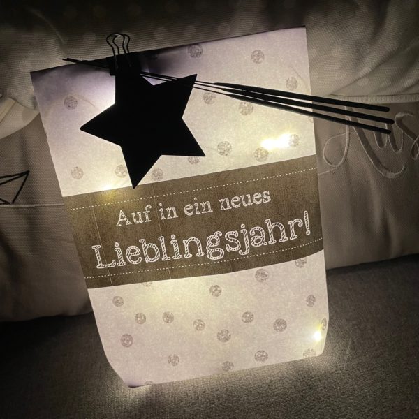 11  Vorlagen für Lichttüten zu Silvester/zum neuen Jahr